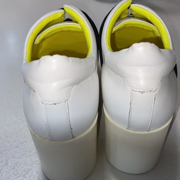 9.5 KENDALL AND KYLIE Tasha platform slip on sneakers - Picture 8 of 13